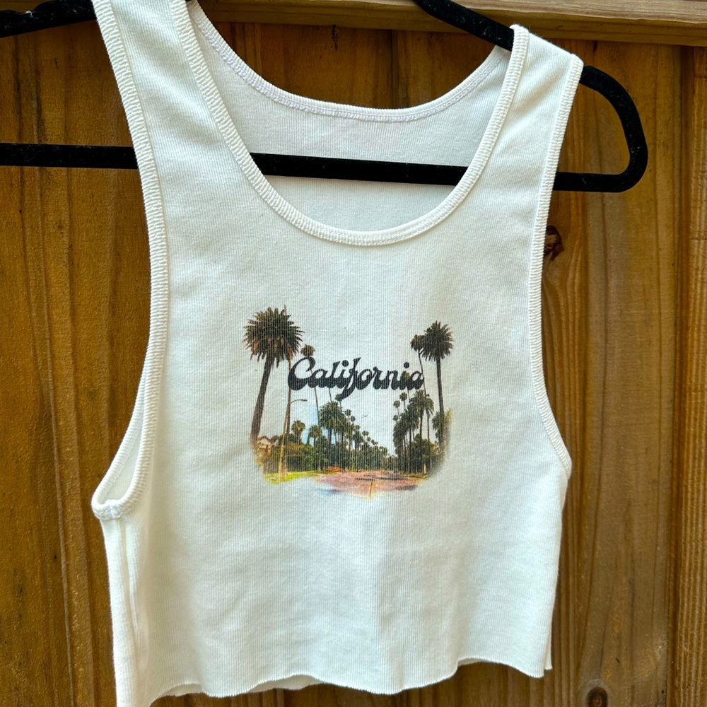 REVICE Cropped Cali Top